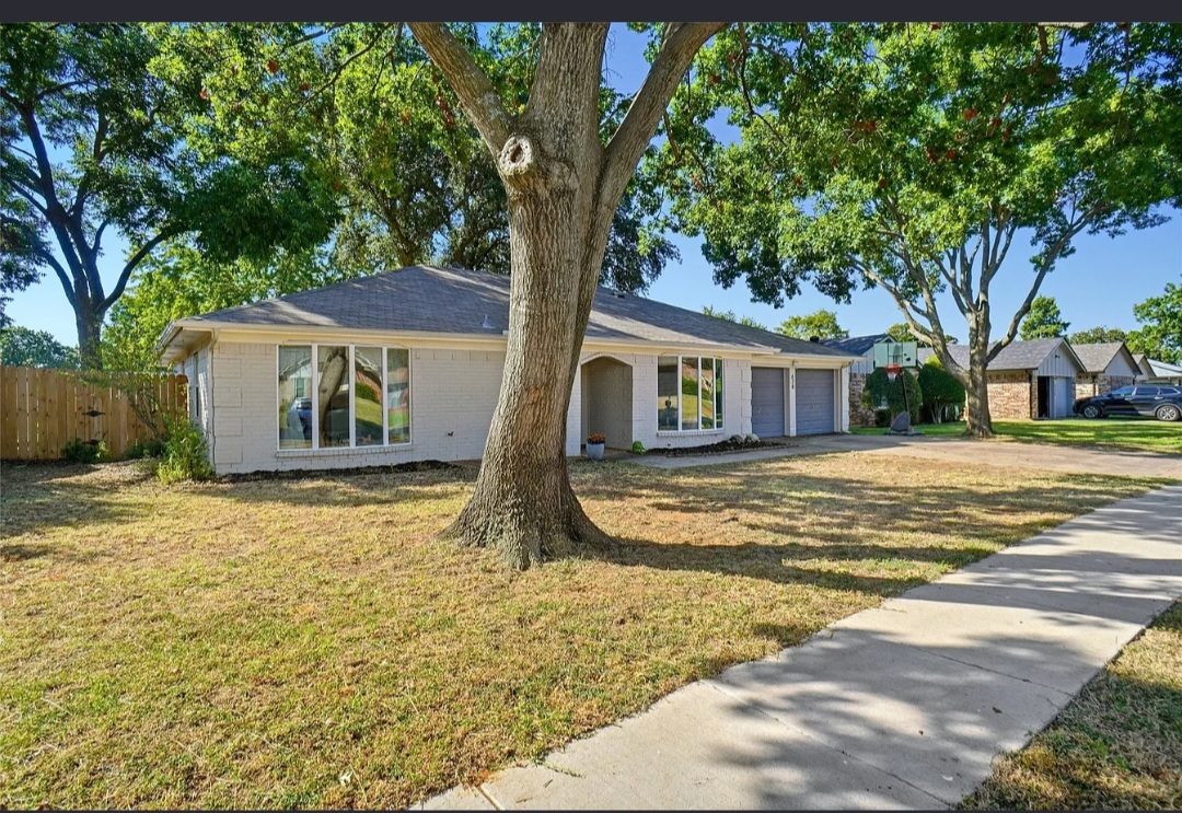 BUILD WITH THOUGHTFULL FEATURES